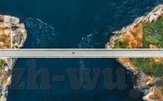 麻豆精东蜜桃传媒av-在线成人内容与公序良俗的边界探索，迷航与反思
